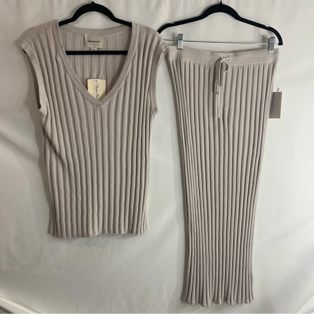 2 PIECE SET NWT Industry Ribbed Knit Top and Maxi Skirt, size M - Picture 16 of 16